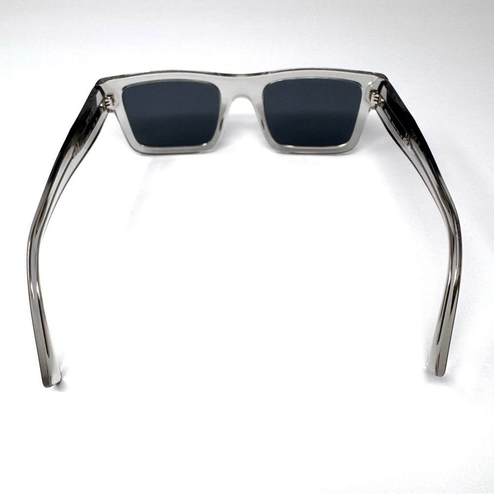 PRADA sunglasses, made in Italy - Picture 7 of 11